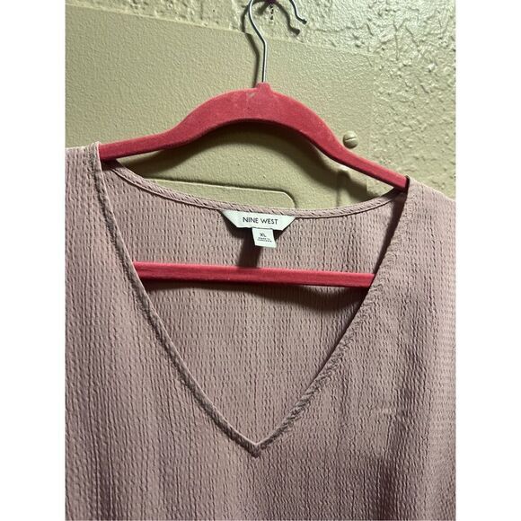 Nine West V-Neck Short Sleeve Blouse Woman’s Size XL - Picture 4 of 6